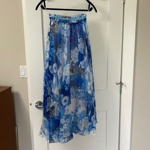 Flowy blue flower maxi skirt